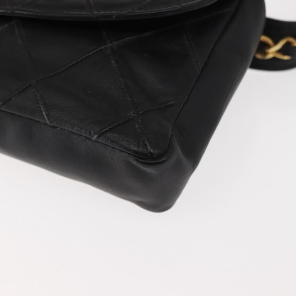 CHANEL Vintage‎ Flap Waist Belt Bag- Lambskin Black - Picture 8 of 13